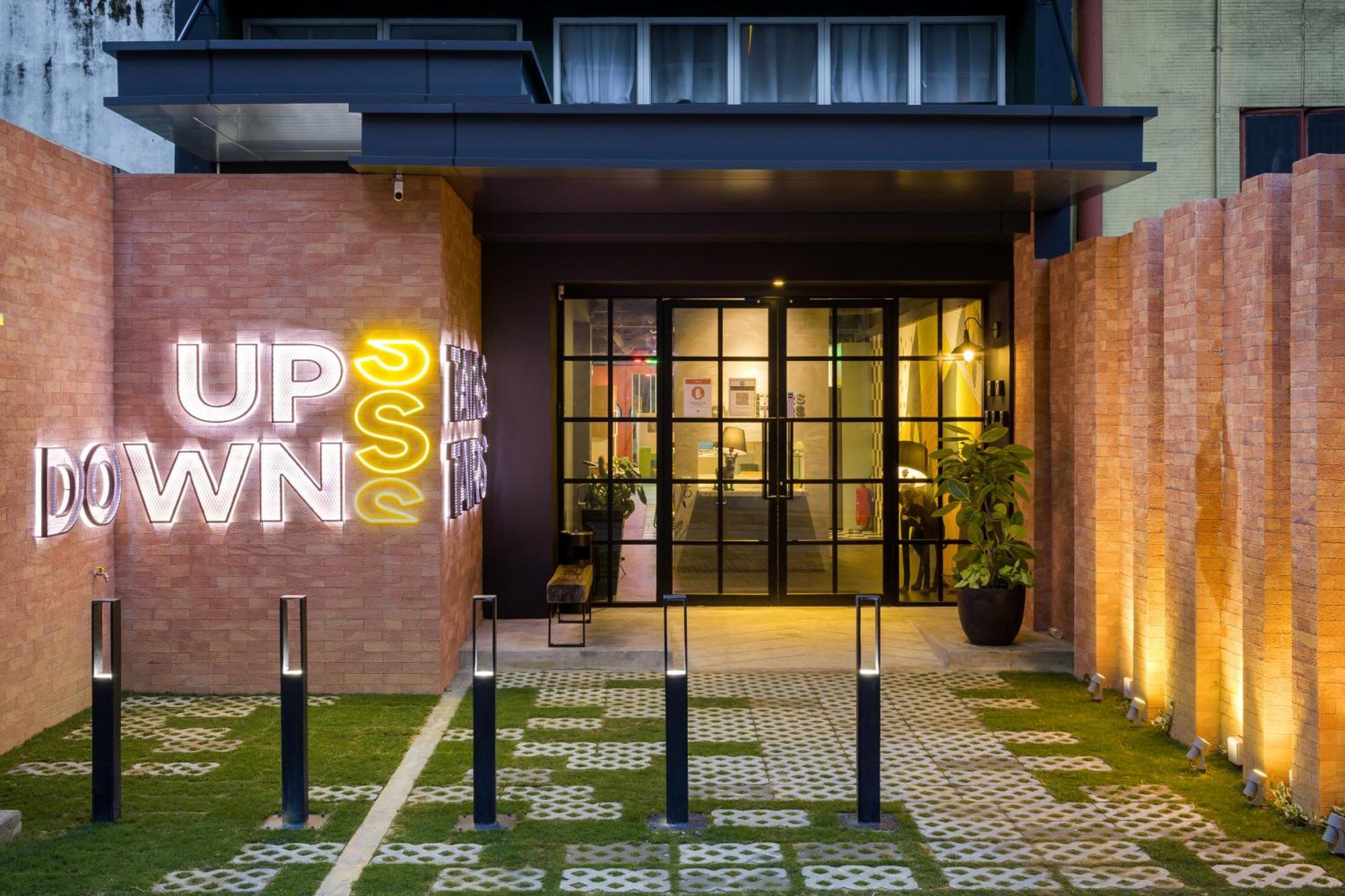Upstairs Downstairs Coliving Bukit Bintang * Kuala Lumpur